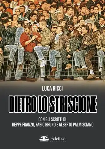 Dietro lo striscione Nuovo Arrivo
